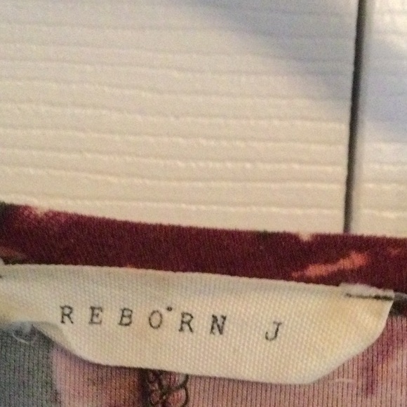 92. Reborn Dress size Large Olive Floral Print - Picture 2 of 3